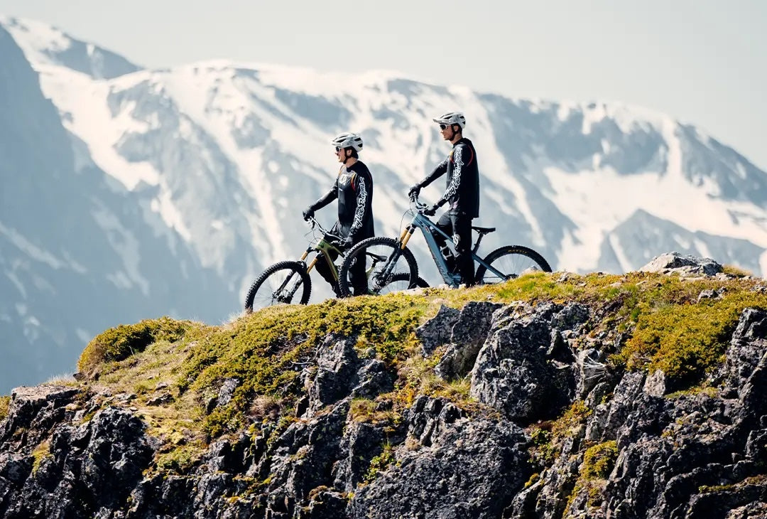 Cairn : casques de ski, vélo et accessoires