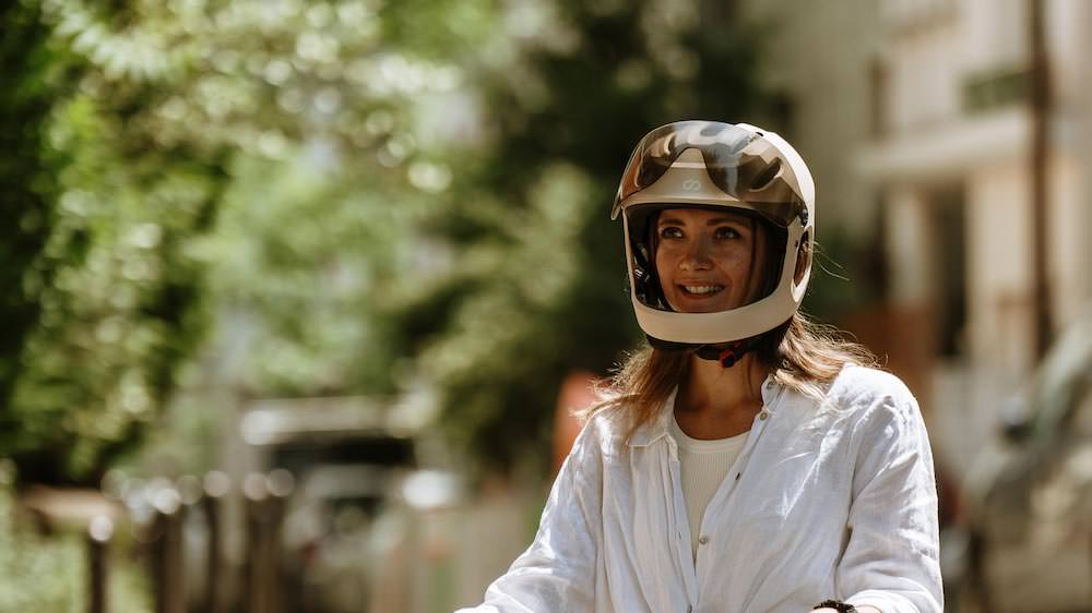 Casque Vélo Visière Femme