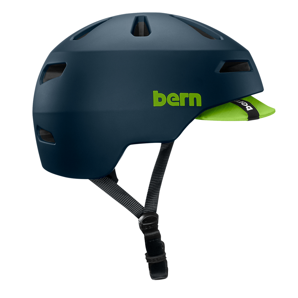 Casque velo Bern Brentwood 2.0 bleu canard de profil avec sa visiere vert anis