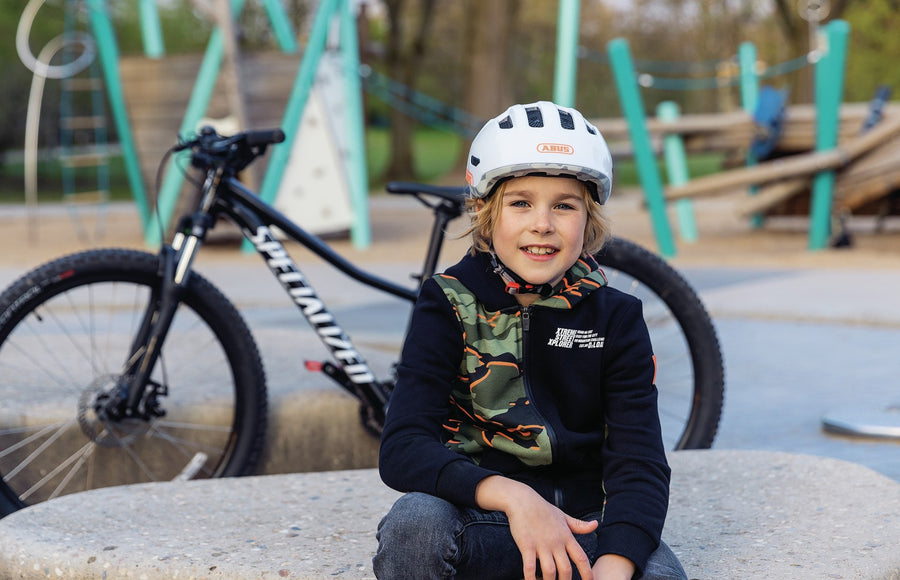 Casque vélo enfant Abus Smiley 3.0 ACE LED