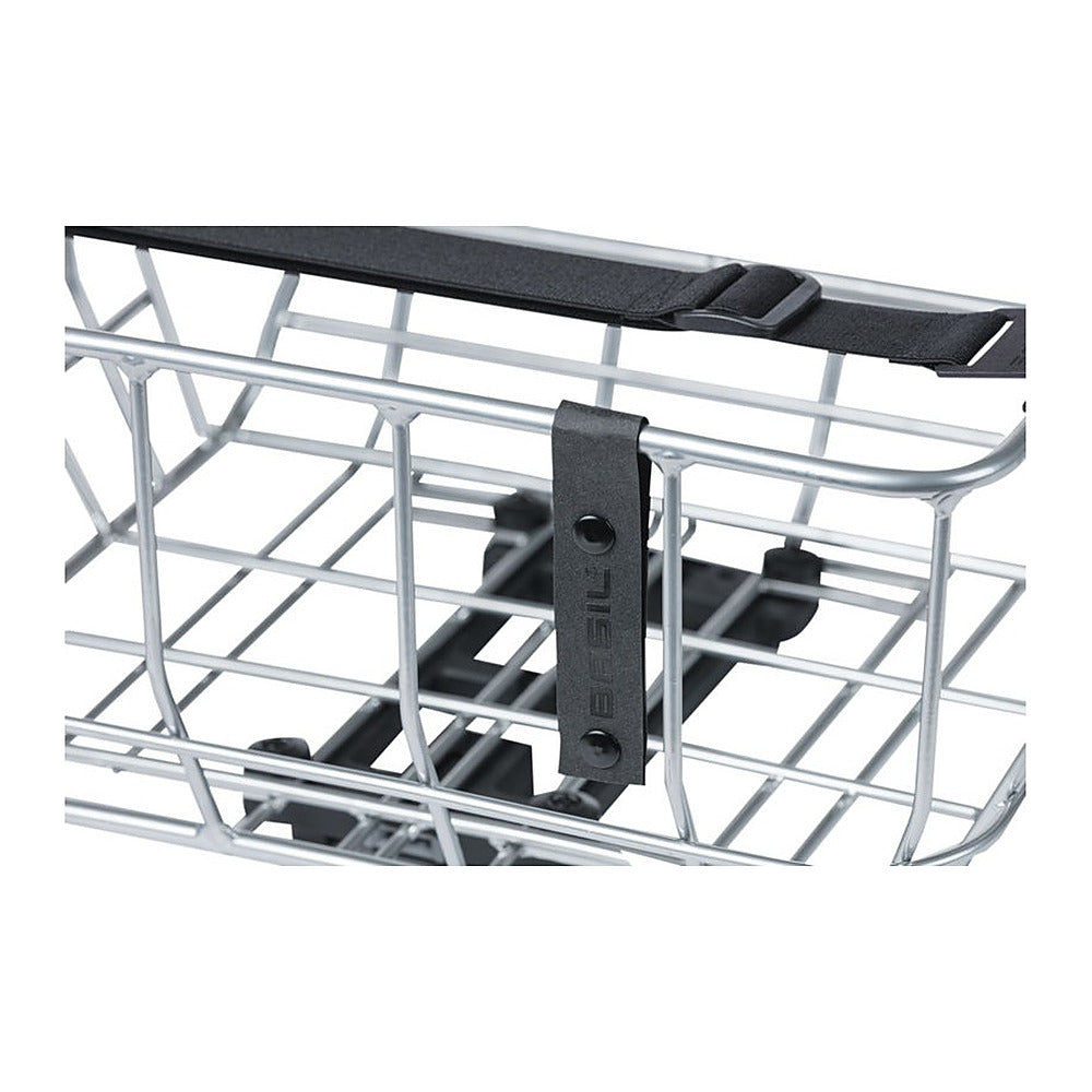 Panier arrière vélo Basil Portland MIK 25 L coloris Chrome – detail du systeme de fixation