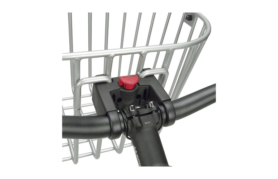 Panier KlickFix Aluminio sur sa fixation de guidon