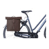 Sacoche double vélo Basil City MIK 32 L coloris Roasted Brown – montee sur un velo de ville