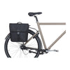 Sacoche double vélo Basil Go MIK 32 L coloris Noir – montee sur un velo de ville