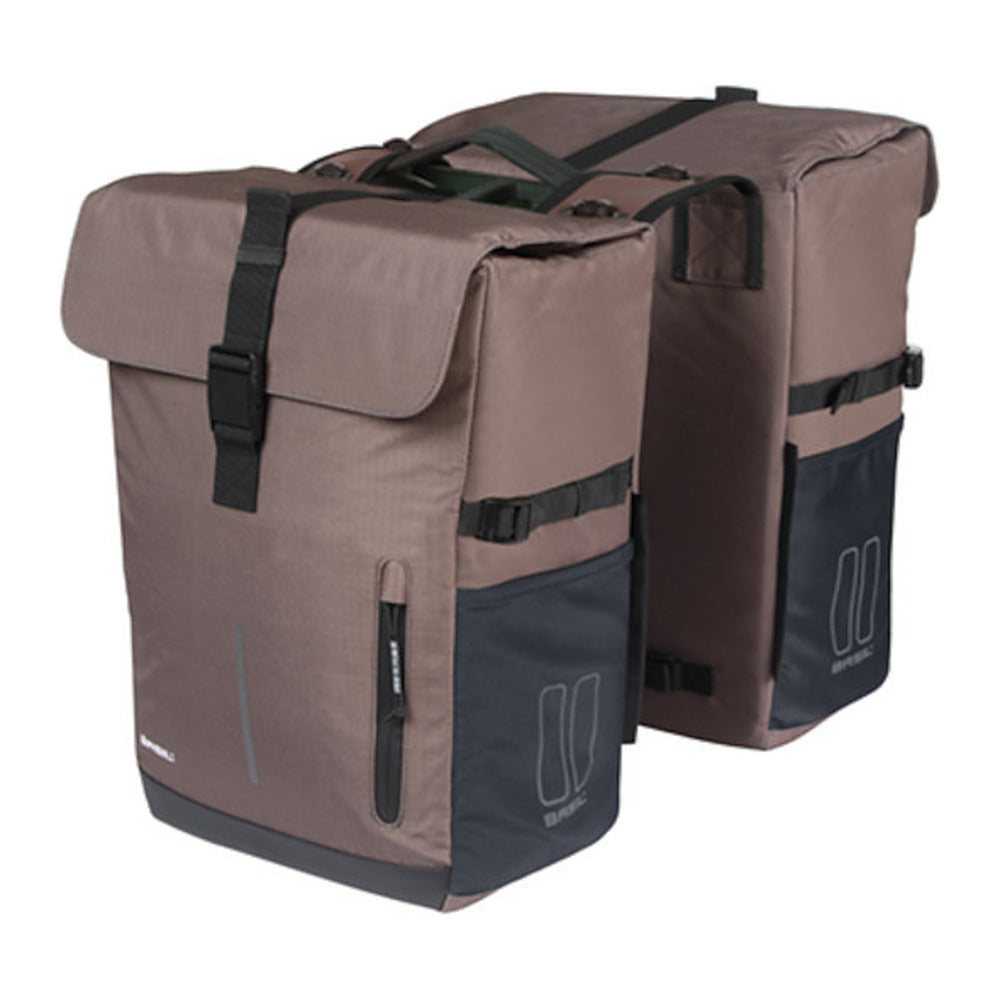 Sacoche double vélo Basil Move MIK 30 L coloris Brun – la paire, vue trois quarts