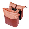Sacoche double vélo Basil Vive MIK 35 L coloris Bordeaux / Rosé – ouverture roll-top