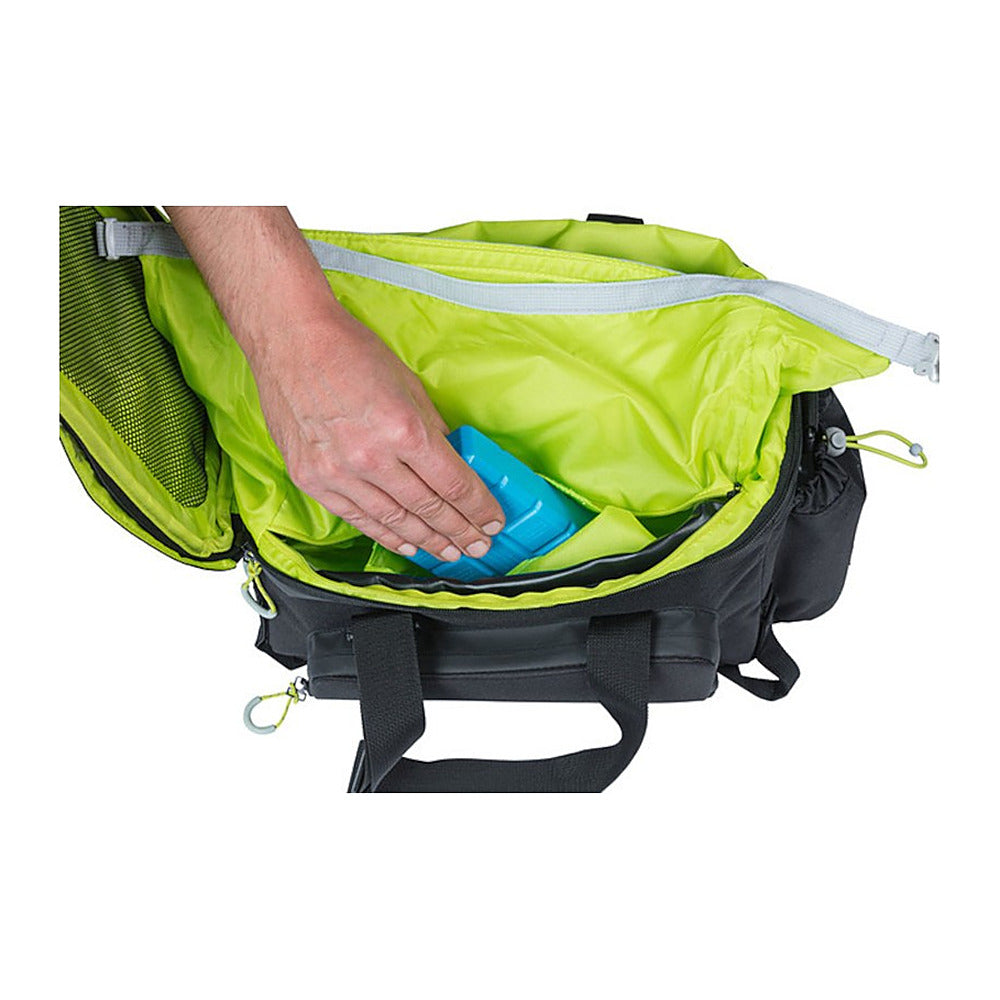 Sacoche porte-bagages vélo Basil Miles XL Pro MIK 9-36 L coloris Black Lime – rangement dans le compartiment