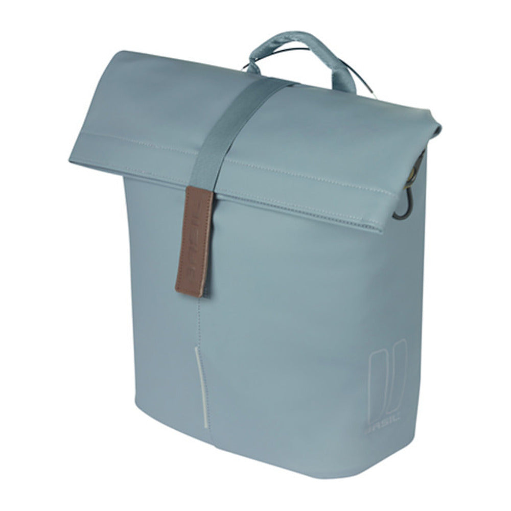Sacoche vélo Basil City Shopper MIK Studs 16 L coloris Graphite Blue – vue de face, rabat ferme